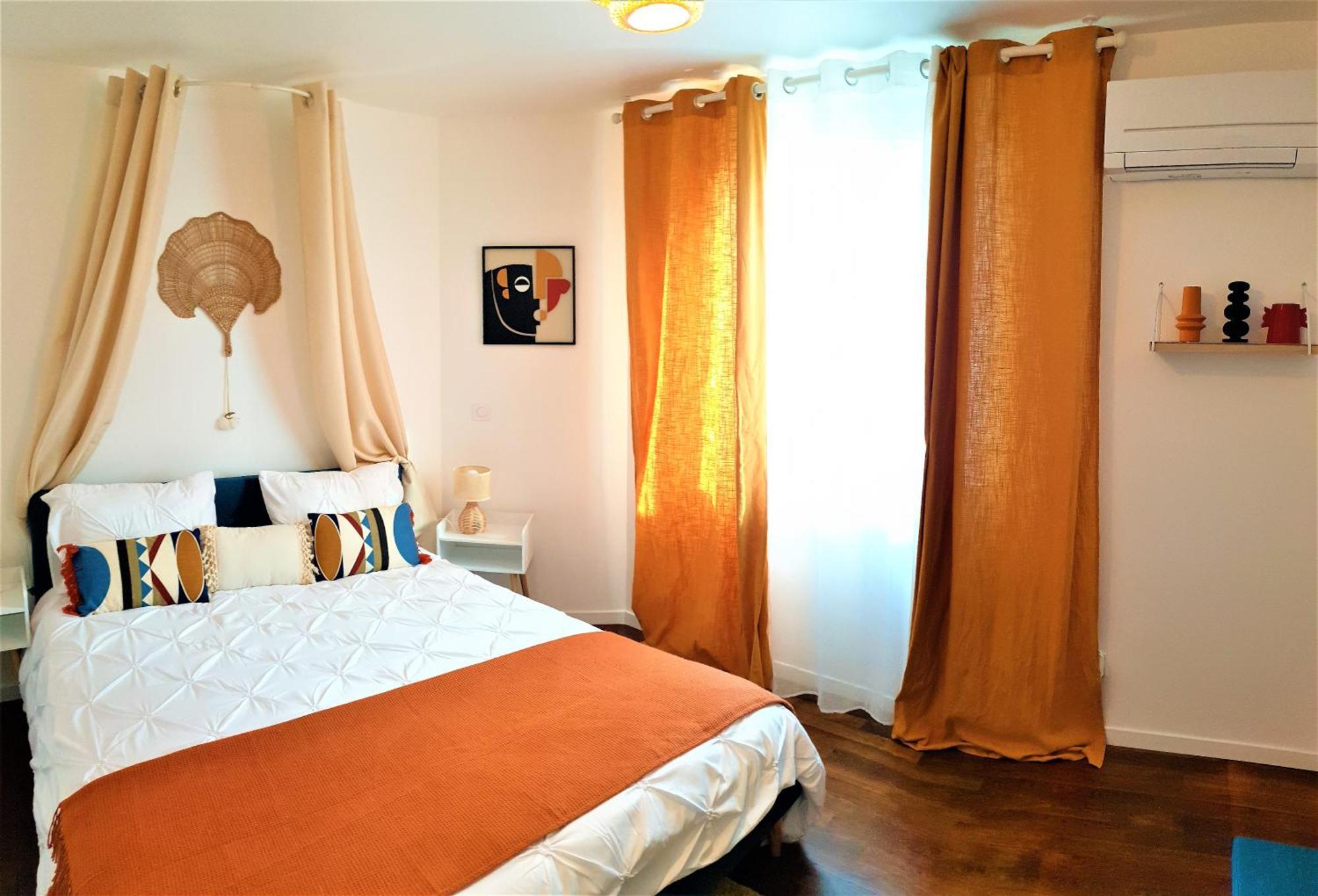 Appartement Joli F2 Plein Centre Cote Gare-Velo-Climatisation à Migennes Extérieur photo