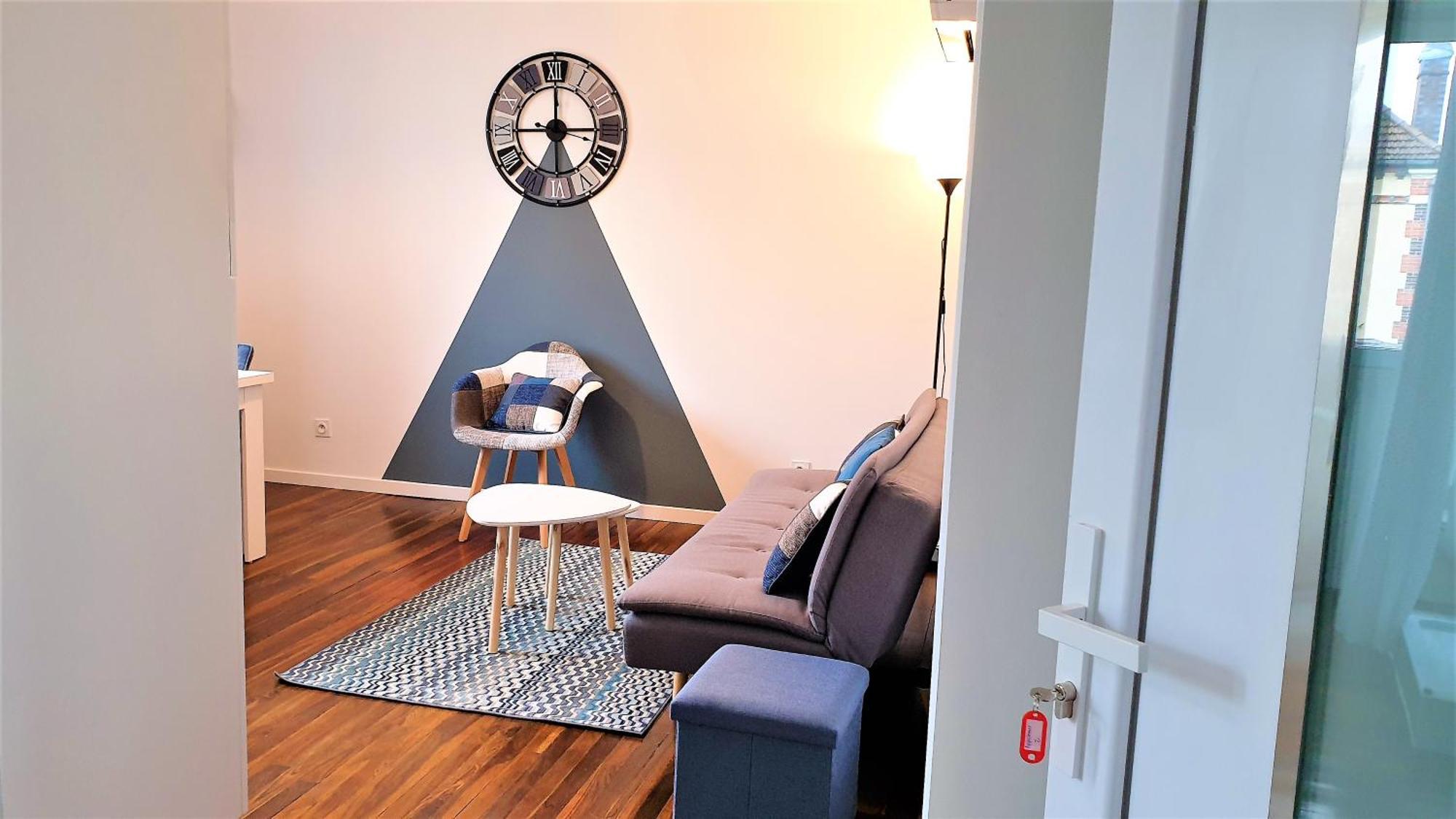 Appartement Joli F2 Plein Centre Cote Gare-Velo-Climatisation à Migennes Extérieur photo