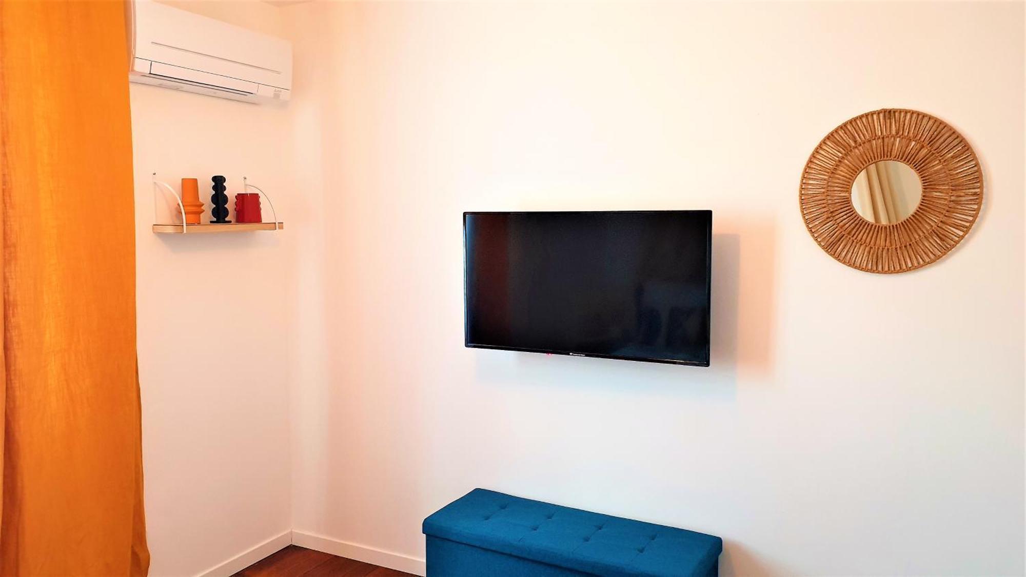 Appartement Joli F2 Plein Centre Cote Gare-Velo-Climatisation à Migennes Extérieur photo